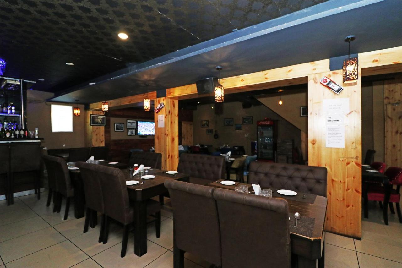 Oyo 22677 Hotel Mehfil Rājpura Екстериор снимка